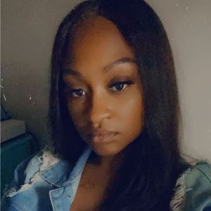 Meet your Posher, Elisha